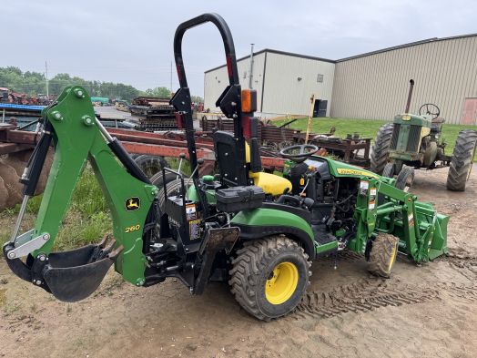 John Deere 1025R TLB compact tractor