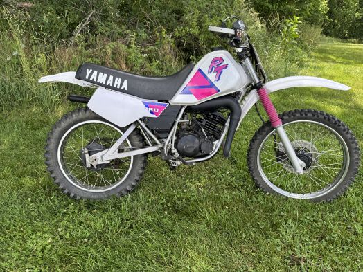 Yamaha RT180 dirt bike 1993