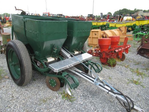 2 row potato planter