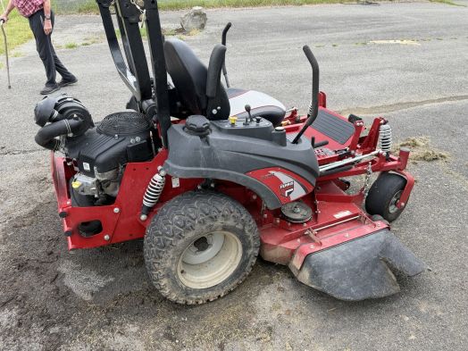 Ferris is2100z zero turn mower