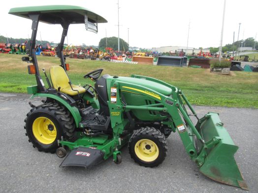 John Deere 2320 4wd loader & mower