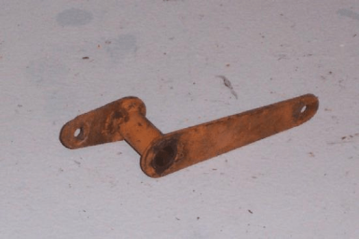 Case Cross Shaft Lever