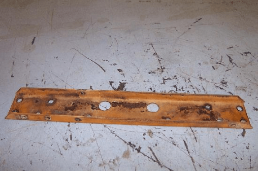 Case Crossmember Bracket