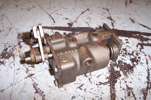 John Deere Housing - Accumulator