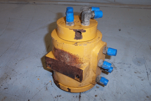 John Deere Rotary Manifold