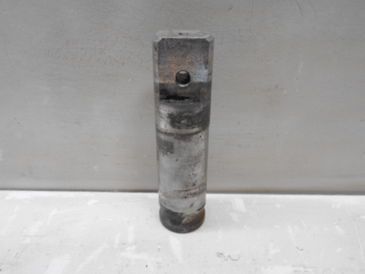 Case-international Drawbar Pin