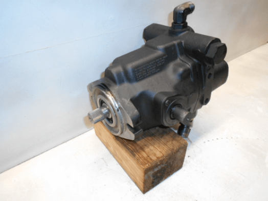 John Deere Piston Pump - Front