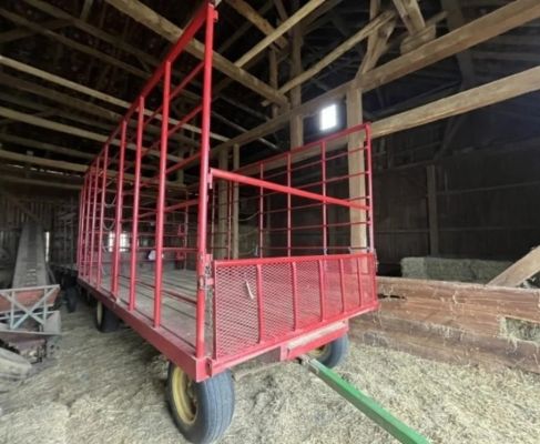 Gap Hill 18' hay wagon on JD 1075 gear