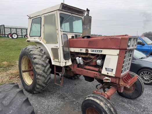 Salvage Tractor International Hydro 1066 #0012790