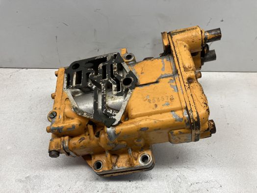 REVERSER VALVE ASSEMBLY