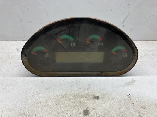 INSTRUMENT CLUSTER