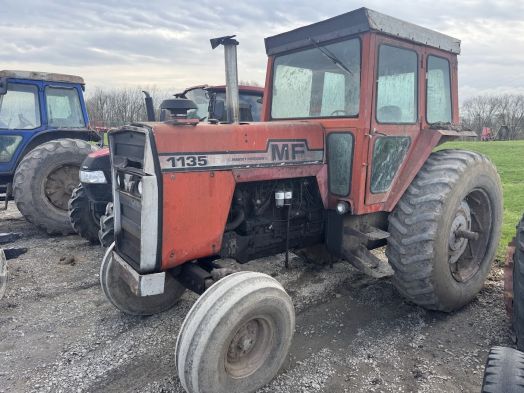 Massey Ferguson 1135 Salvage Tractor