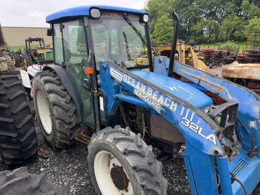 New Holland TN75 Salvage Tractor 4x4 w/loader #0012664