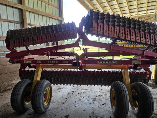 Krause 22' packer 4422D