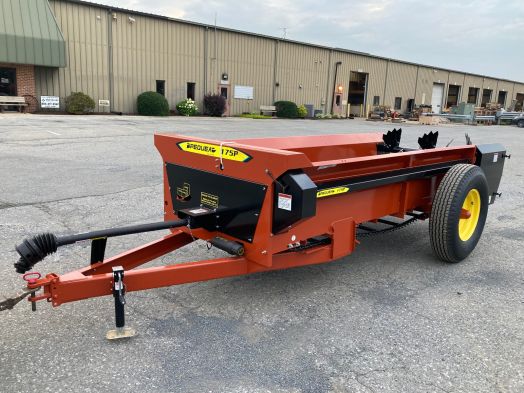 Pequea 175 PTO manure spreader 