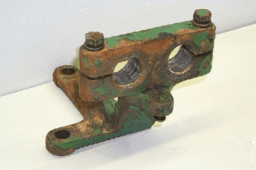 John Deere Coupler Bracket - R.h.