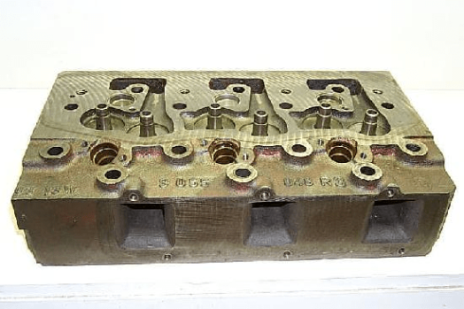 Case-international Cylinder Head