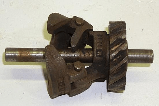 John Deere Governor Shaft Assembly