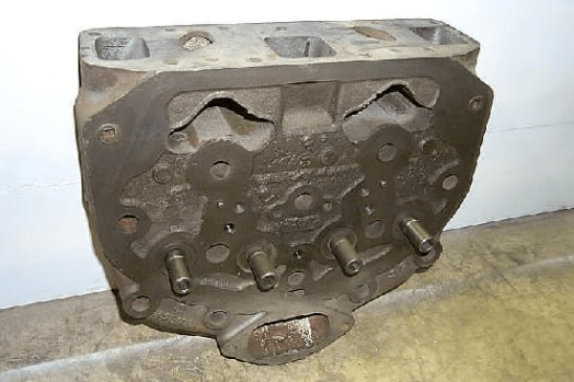 John Deere Cylinder Head
