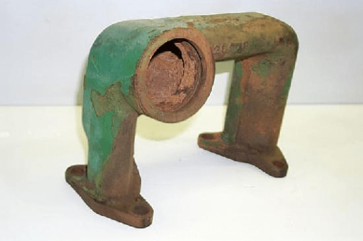 John Deere Cylinder Head Outlet