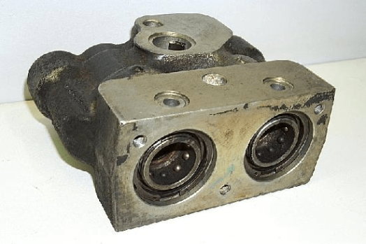 Case-international Push Pull Coupler