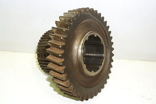 Case-international Countershaft Gear & Clutch Hub