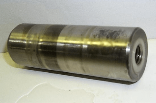 Case-international Pump Drive Idler Shaft