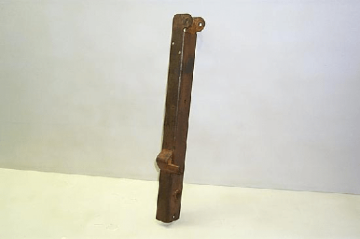 Case For/rev Control Lever Arm - L.h.