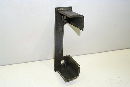 MOUNTING BRACKET - L.H.