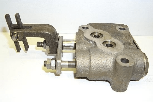 Case-international Lift Control Valve