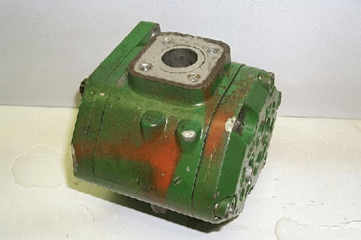 John Deere Hydraulic Pump - Rear