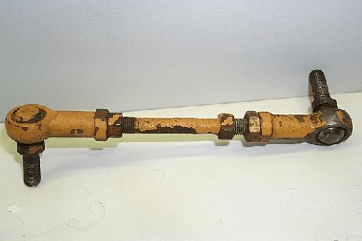 Case Pump Control Rod - R.h.