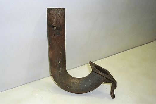 John Deere Elbow Pipe