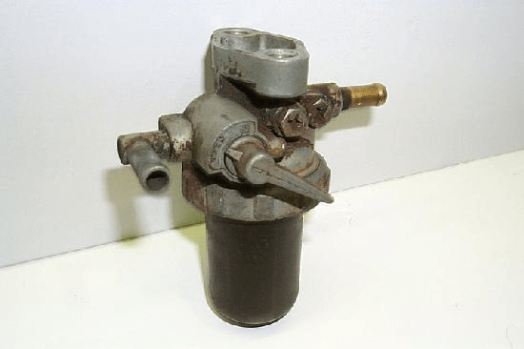 Case-international Fuel Filter Assembly