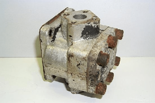 Case-international Hyd Pump - Main