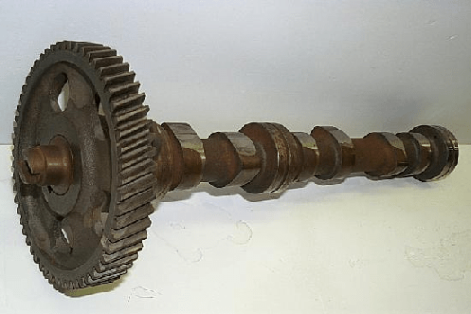 John Deere Camshaft Assembly