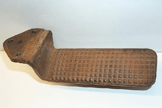 Massey Ferguson Foot Rest - R.h.