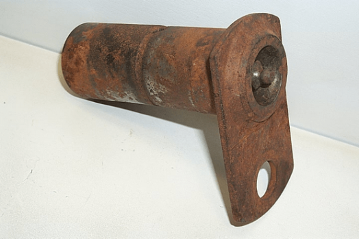John Deere Pin - Bucket Cylinder Lower