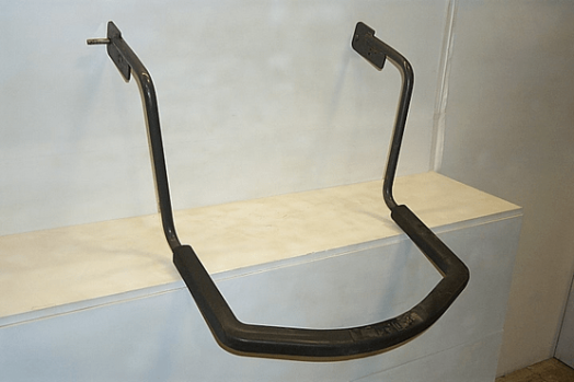 Case Seat Bar