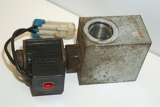 John Deere Port Lock Valve