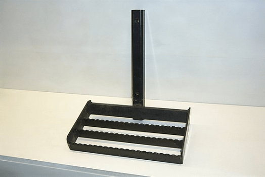 Case-international Footrest - Lower