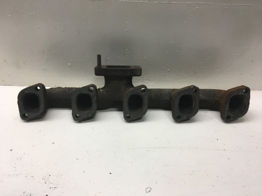 EXHAUST MANIFOLD