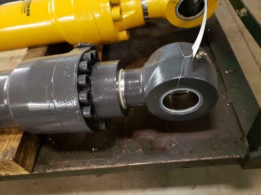 ARM CYLINDER  *GUTO*