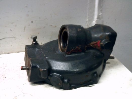GEAR COVER - RH