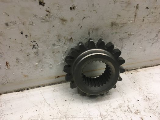 KU FWD GEAR 18T  L2800        @