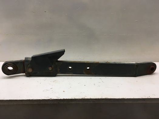KU 3PT ARM LH  L5240