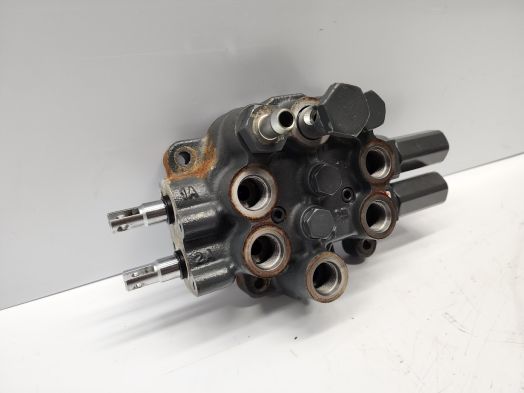 LOADER VALVE ASY