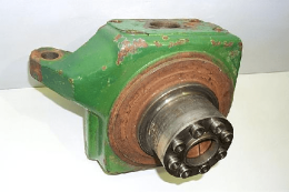 John Deere Knuckle Housing - R.h.