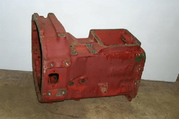 Allis Chalmers Transmission Case