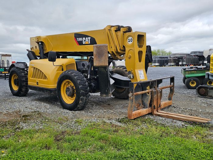CAT TL1055 telehandler forklift